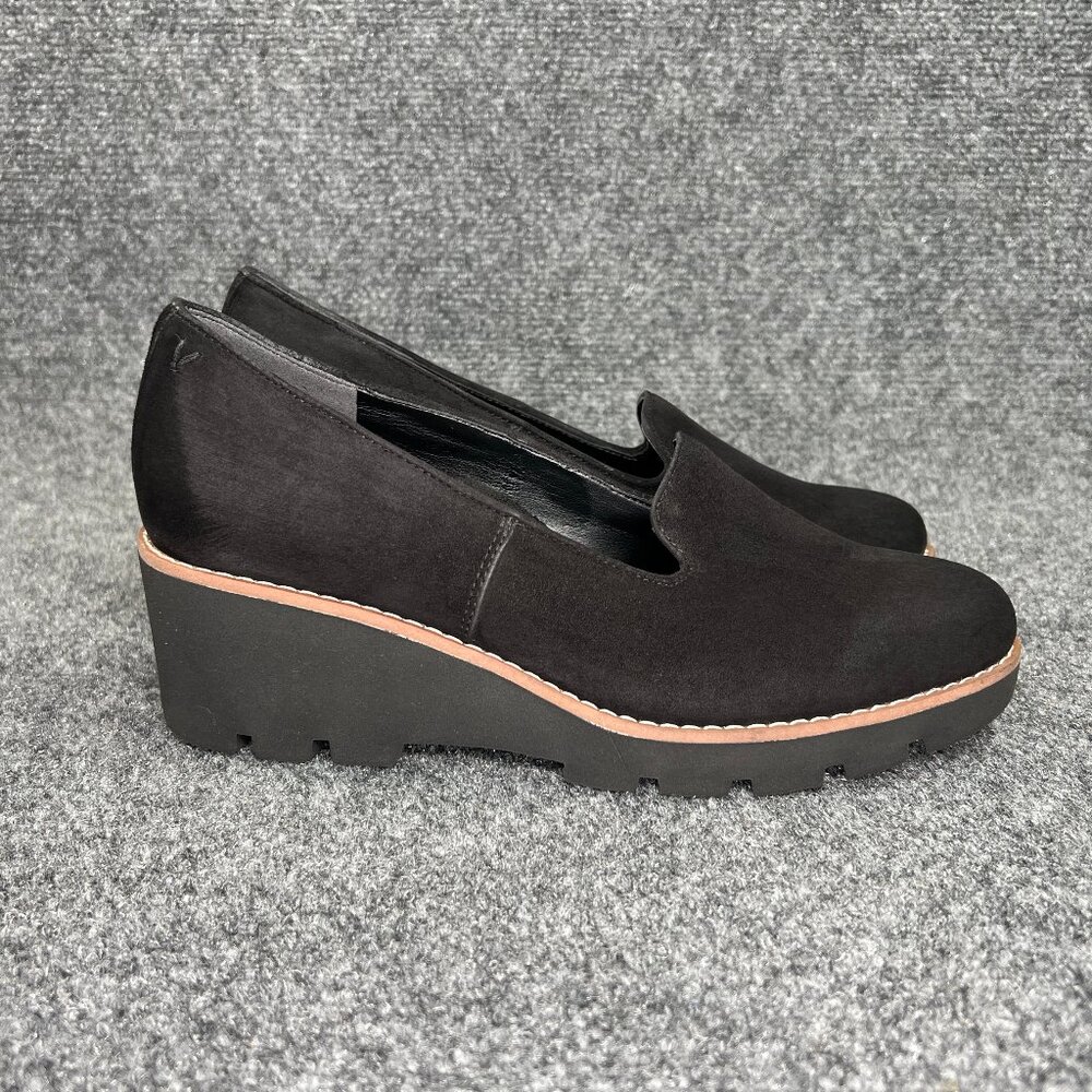 Vionic Black Wedges